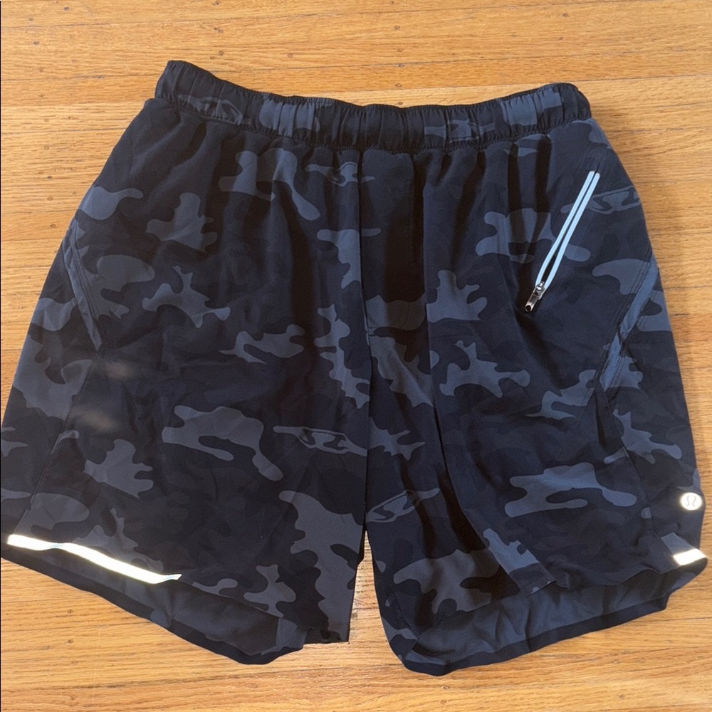 Men’s Lululemon Swim Shorts- Lined